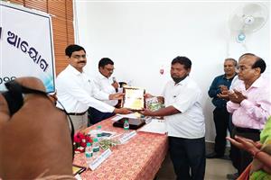 On the occasion of 74th Foundation Day, Sh Basudev Kanhar, Treasury Sarkar being felicitated.